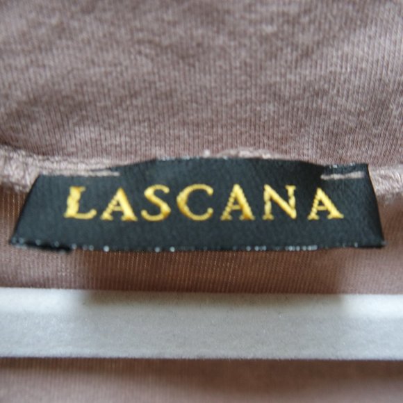 Soft T-Shirt with Button Detail - Picture 3 of 3